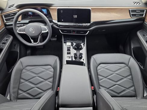 New 2026 Volkswagen Atlas SE FWD image 21