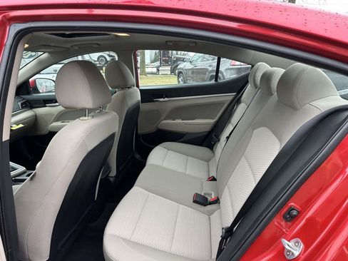Used 2020 Hyundai Elantra Value Edition image 9