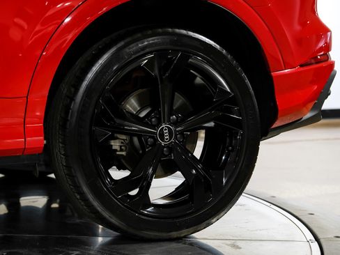 Used 2023 Audi Q3 2.0T Premium Plus w/ Premium Plus Package image 61