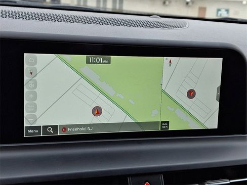 Certified 2025 Kia Seltos SX w/ SX Sunroof Package image 18