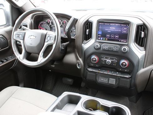 Used 2019 Chevrolet Silverado 1500 LT w/ All-Star Edition RWD image 9