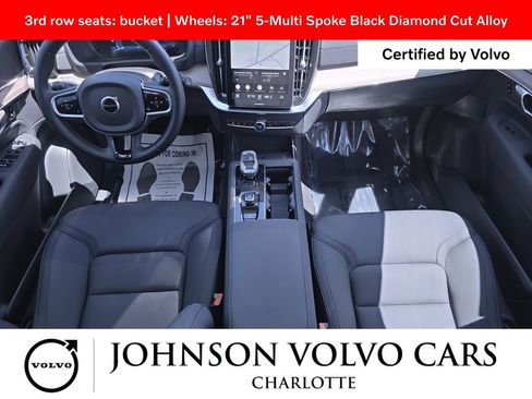 Used 2025 Volvo XC90 B6 Plus AWD/4WD image 11