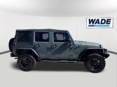 Used 2015 Jeep Wrangler Unlimited Sport w/ Quick Order Package 24S AWD/4WD image 4
