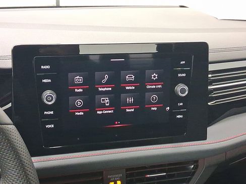 Used 2026 Volkswagen Jetta GLI Autobahn w/ GLI Black Package image 21