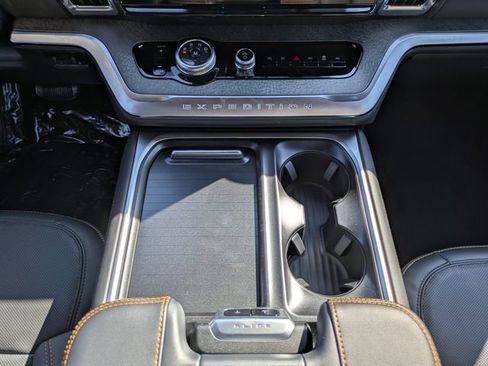 New 2026 Ford Expedition Tremor image 19