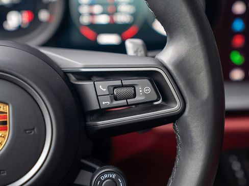 Used 2023 Porsche 911 Carrera 4S image 8