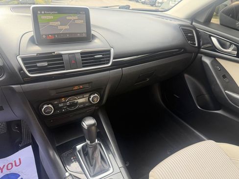 Used 2014 MAZDA MAZDA3 i Touring w/ Technology Package FWD image 11