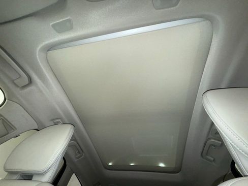 Used 2022 Volvo XC60 B5 Inscription w/ Advanced Package image 19