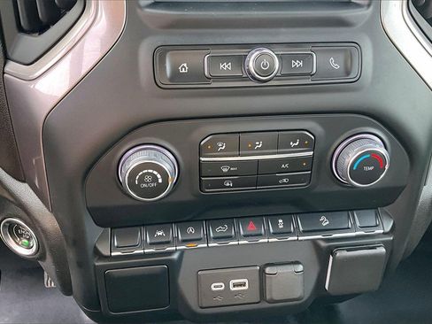 Used 2024 Chevrolet Silverado 1500 W/T w/ Z71 Off-Road Package image 32