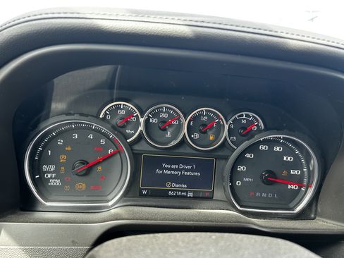 Used 2020 Chevrolet Silverado 1500 LTZ w/ Z71 Off-Road Package image 16