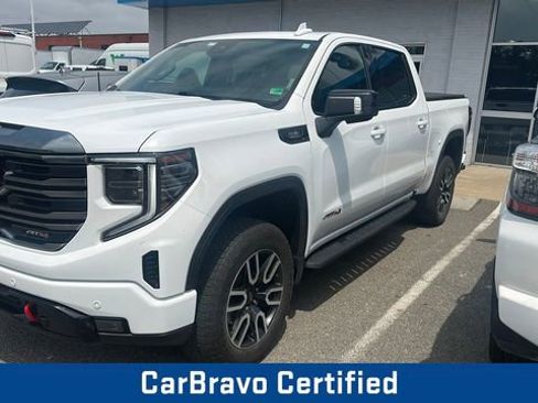 Used 2023 GMC Sierra 1500 AT4 w/ AT4 Premium Package AWD/4WD image 1