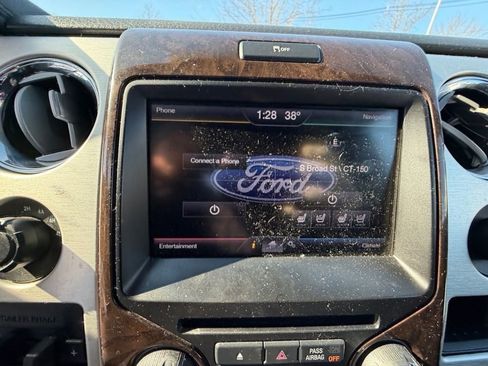 Used 2013 Ford F150 Platinum image 23