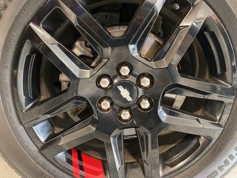 Used 2021 Chevrolet Traverse Premier image 5