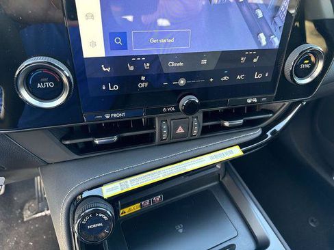 Certified 2025 Lexus NX 350 AWD w/ Accessory Package (K3) image 19