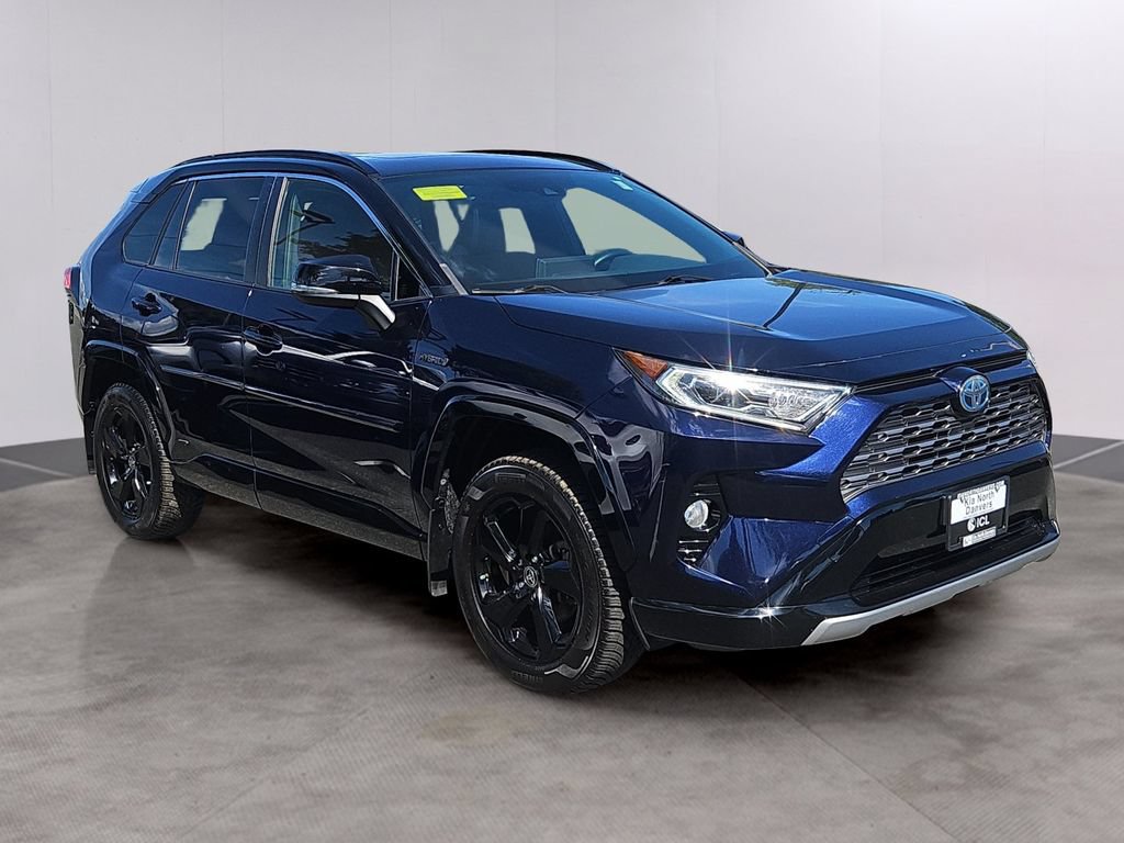Used 2020 Toyota RAV4 XSE AWD/4WD image 3