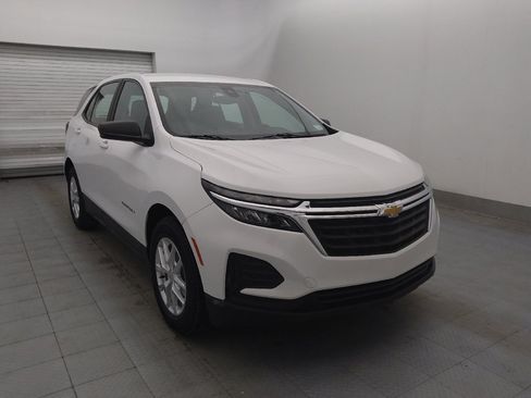 Used 2022 Chevrolet Equinox LS FWD image 13