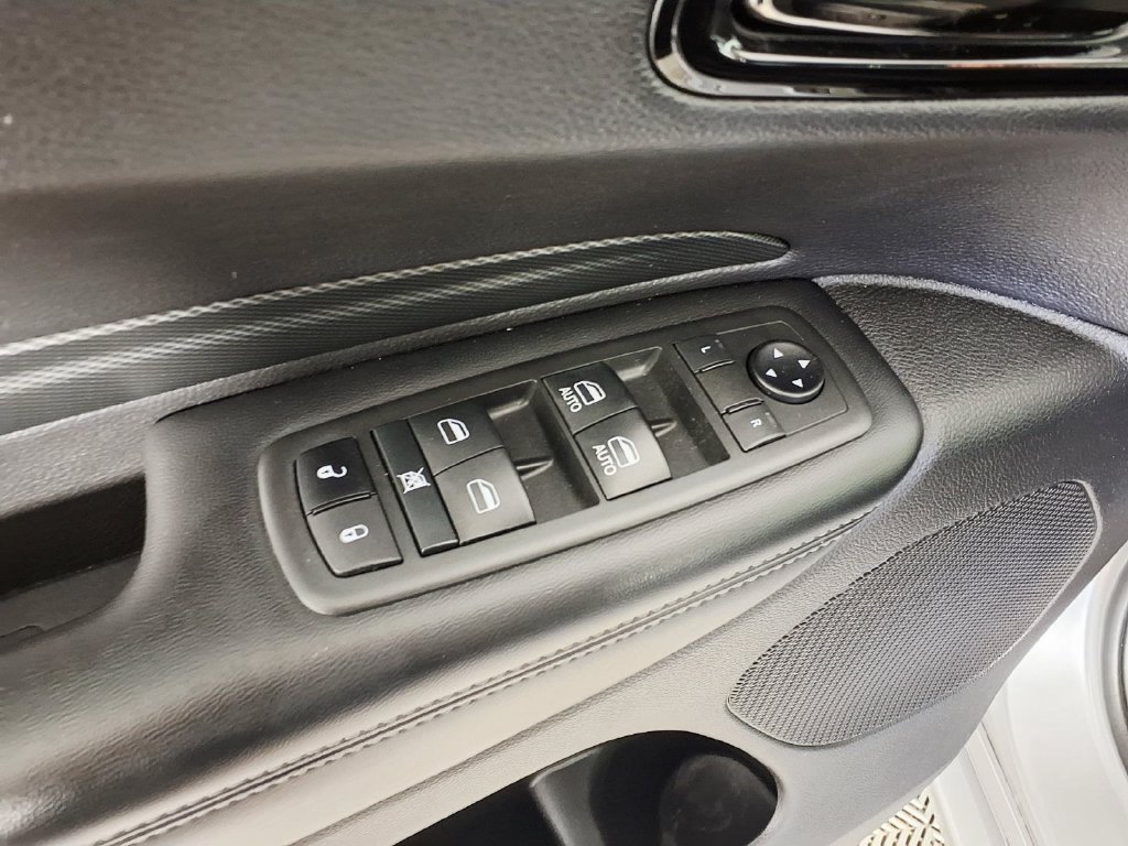 Used 2021 Dodge Durango GT RWD image 16