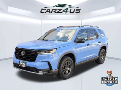 Used 2025 Honda Pilot TrailSport