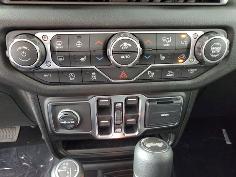 New 2026 Jeep Wrangler Sport S image 18