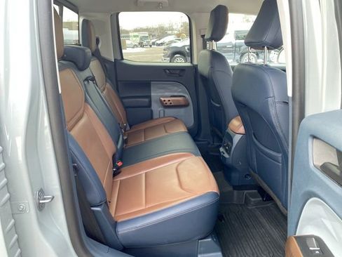 Used 2022 Ford Maverick Lariat w/ Lariat Luxury Package image 29