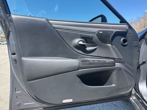 Used 2019 Lexus ES 350 F Sport w/ Accessory Package image 14