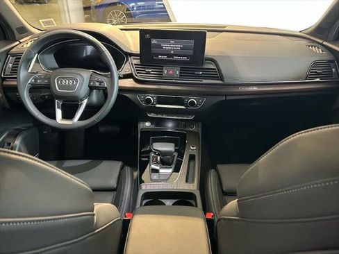 Certified 2025 Audi Q5 2.0T Premium Plus w/ Premium Plus Package image 19
