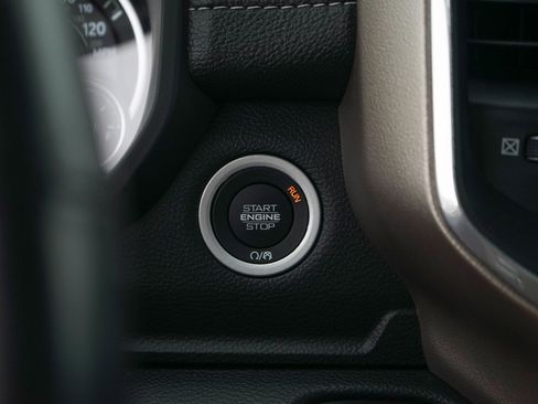 Used 2022 RAM 1500 Laramie image 17