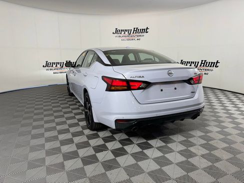 Used 2025 Nissan Altima 2.5 SR image 10