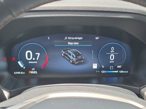 Used 2025 Ford Explorer Active w/ Active Comfort Package RWD image 14