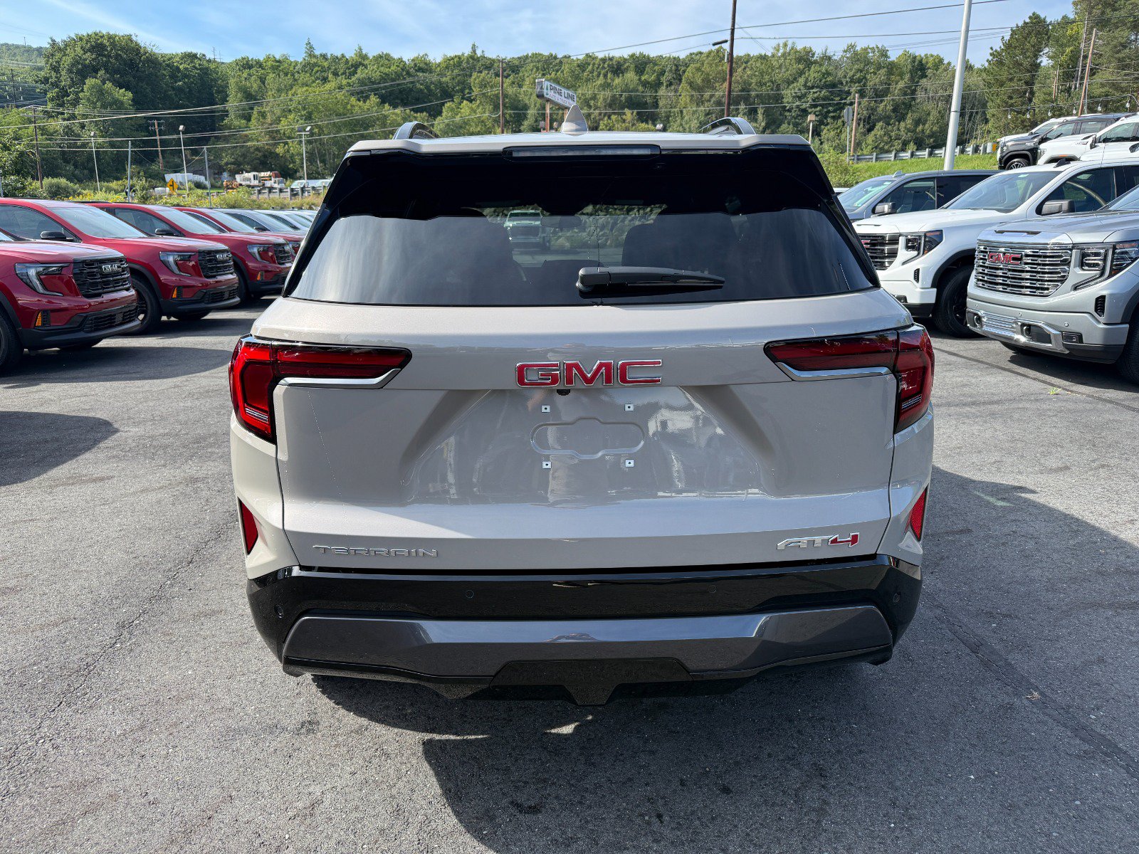 New 2027 GMC Terrain AT4 AWD/4WD image 4