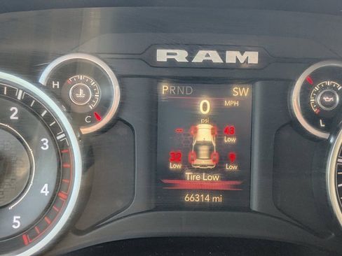 Used 2022 RAM 2500 Big Horn image 17