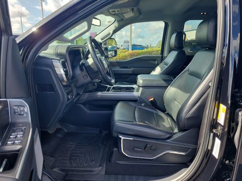 Certified 2024 Ford F250 Lariat w/ Sport Appearance Package AWD/4WD image 17