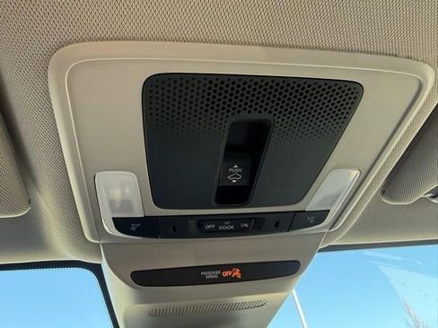 Used 2024 Honda HR-V EX-L image 21