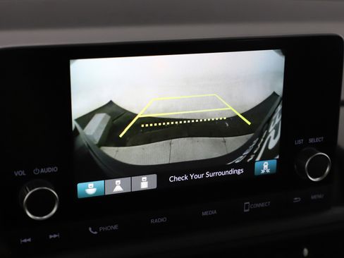 Used 2025 Honda CR-V Sport image 21