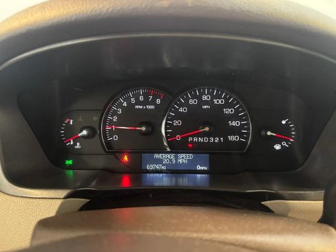 Used 2011 Cadillac DTS Luxury FWD image 13