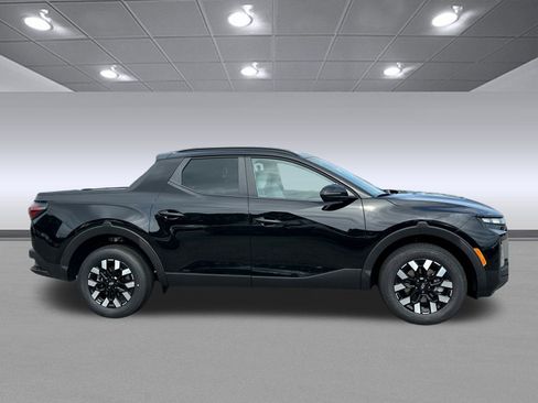 New 2025 Hyundai Santa Cruz SEL image 8
