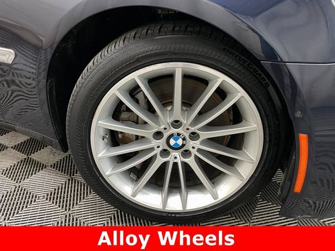 Used 2015 BMW 750Li xDrive image 52