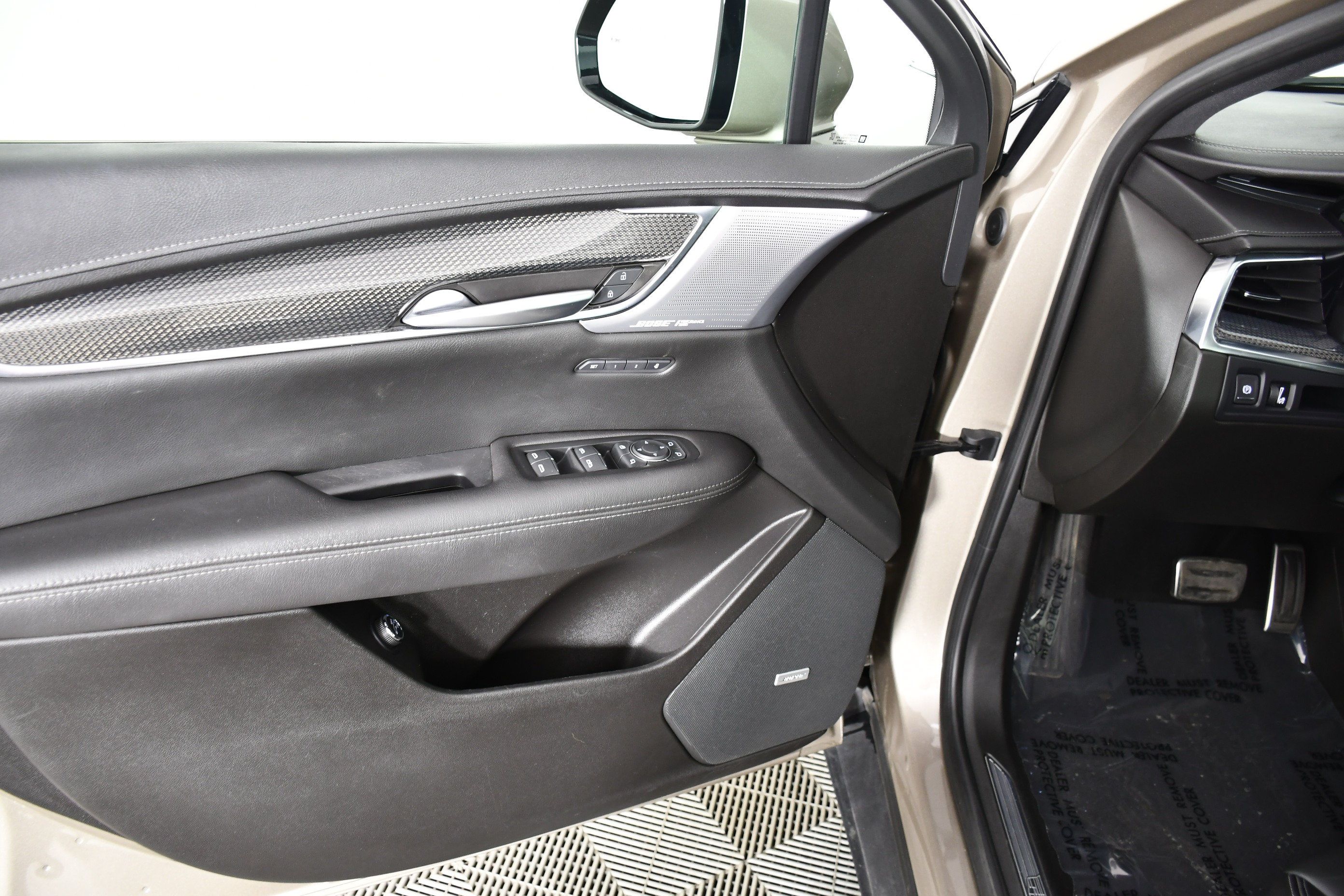 Used 2023 Cadillac XT5 Sportv AWD/4WD image 39