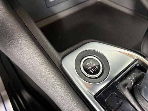 Used 2020 Nissan Sentra SV FWD image 34