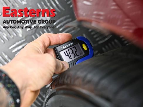 Used 2023 Nissan Altima 2.5 SR image 25