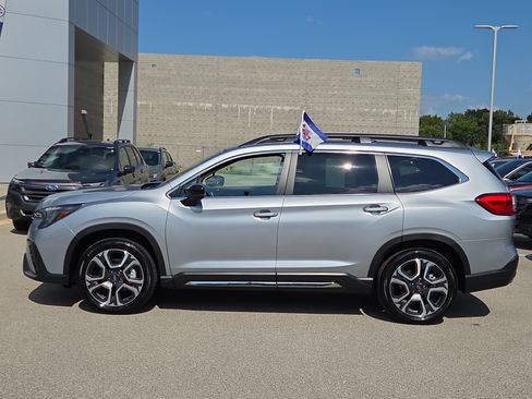 Certified 2025 Subaru Ascent Limited AWD/4WD image 6