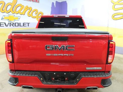 Used 2021 GMC Sierra 1500 Elevation w/ LPO, Elevation Black Package AWD/4WD image 7