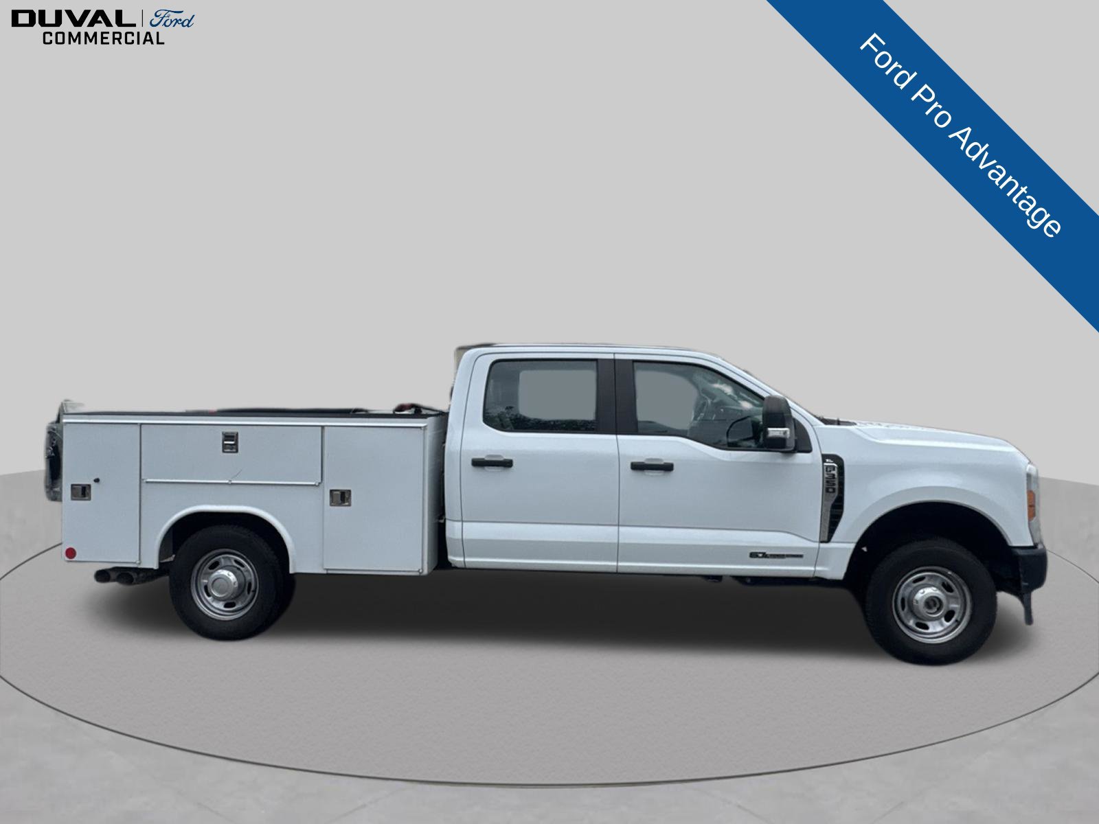 Used 2023 Ford F350 XL AWD/4WD image 5