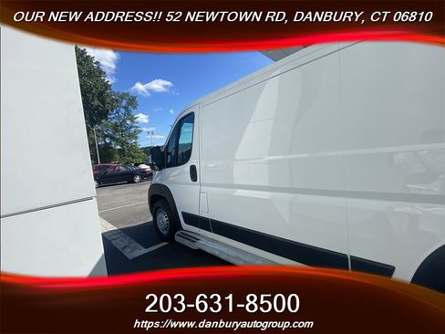 Used 2025 RAM ProMaster 2500 w/ U-Haul Equipment Group FWD image 6