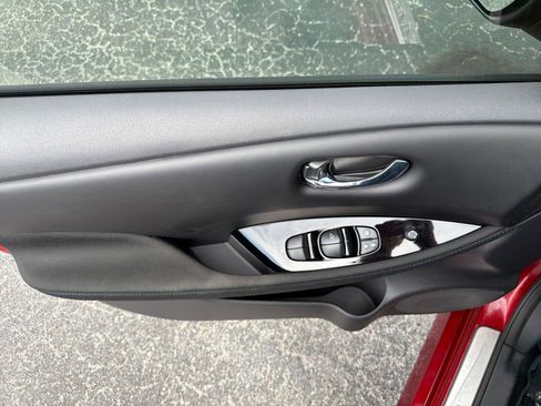 Certified 2023 Nissan Leaf SV Plus image 21