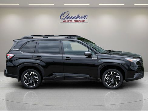 New 2026 Subaru Forester Premium AWD/4WD image 3