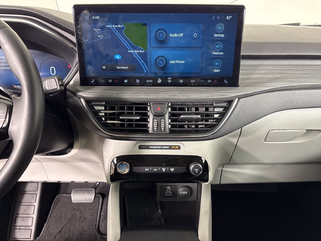 Certified 2025 Ford Escape SE w/ PHEV Premium Package FWD image 30