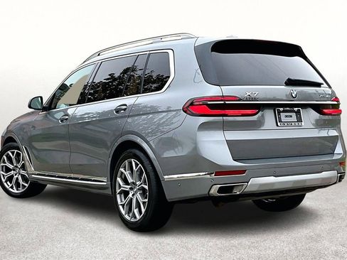 Used 2024 BMW X7 xDrive40i AWD/4WD image 17