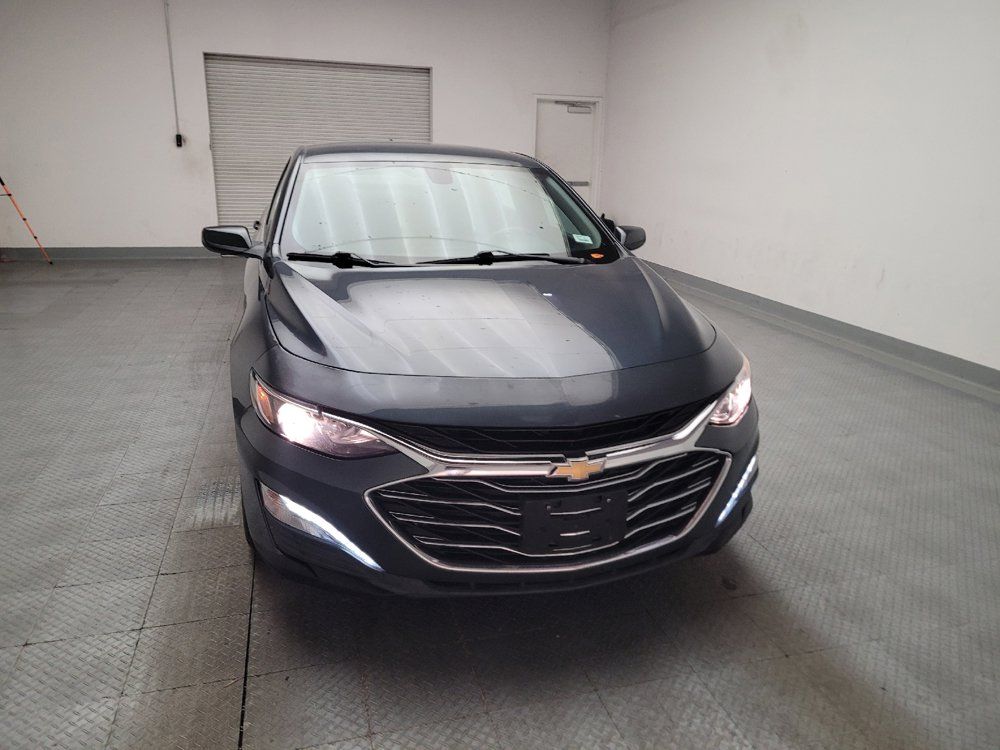 Used 2020 Chevrolet Malibu LT FWD image 14