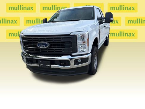 Used 2025 Ford F250 XL w/ XL Chrome Package AWD/4WD image 12